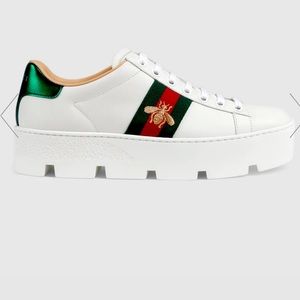 Size 8 Gucci Women’s Ace Embroidered platform sneaker